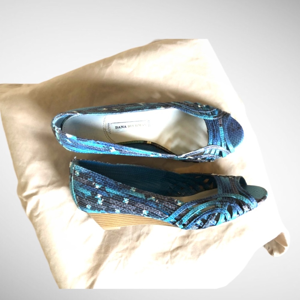 Dana Buchman kitten wedge peep toe heels - Picture 5 of 5